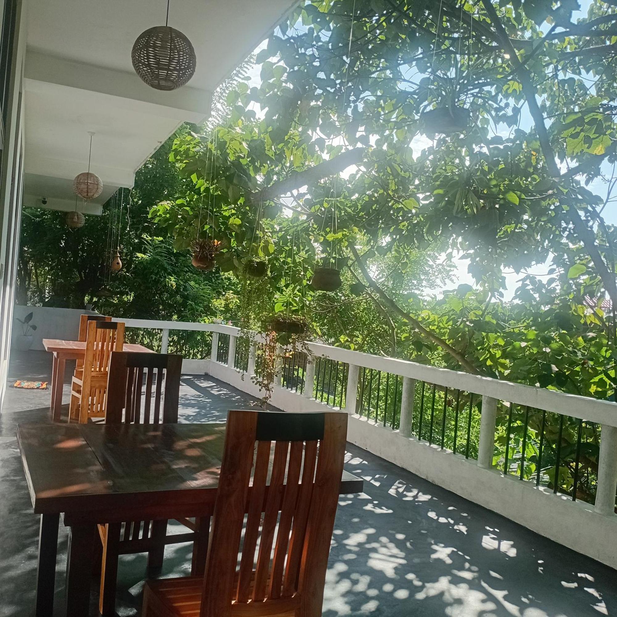 Daasa Guest Mirissa Otel Dış mekan fotoğraf